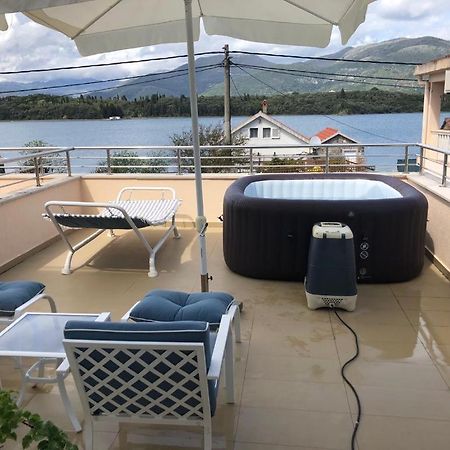 Riverside Villa Tivat Buitenkant foto