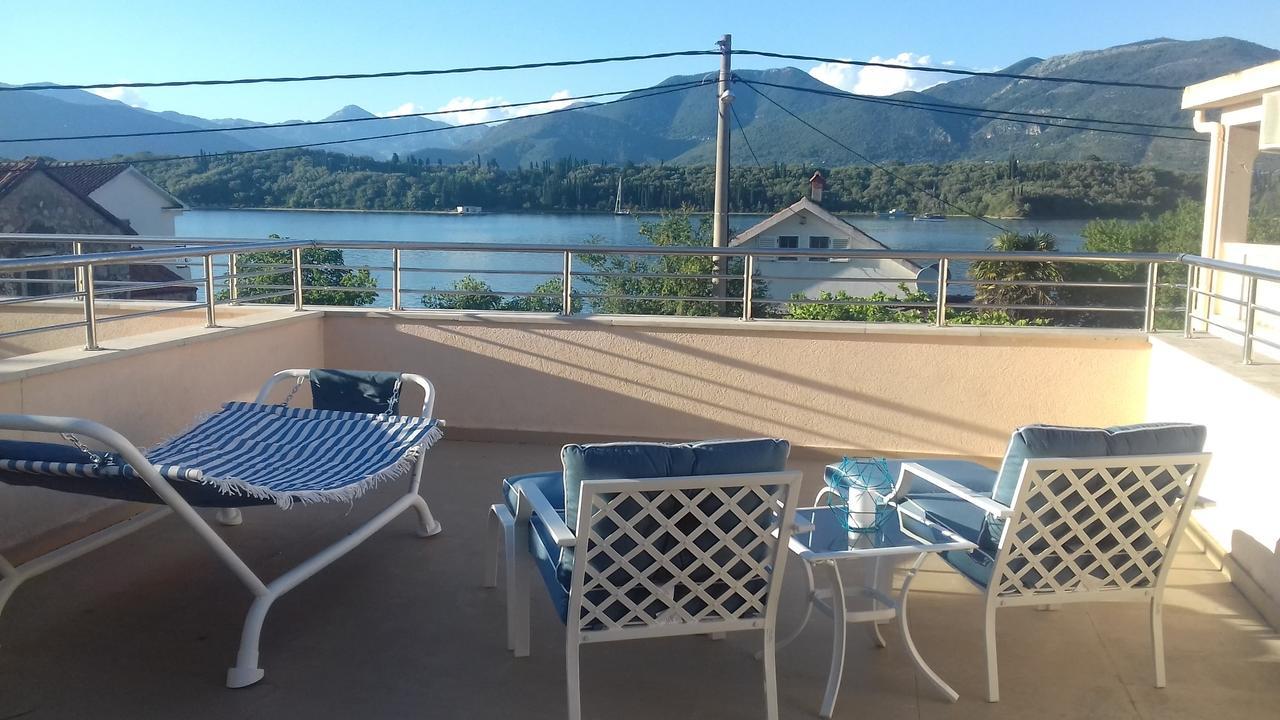 Riverside Villa Tivat Buitenkant foto