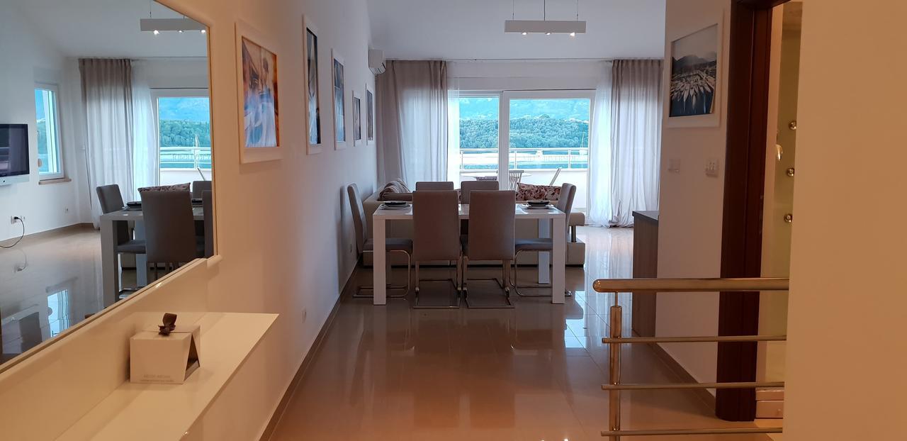 Riverside Villa Tivat Buitenkant foto