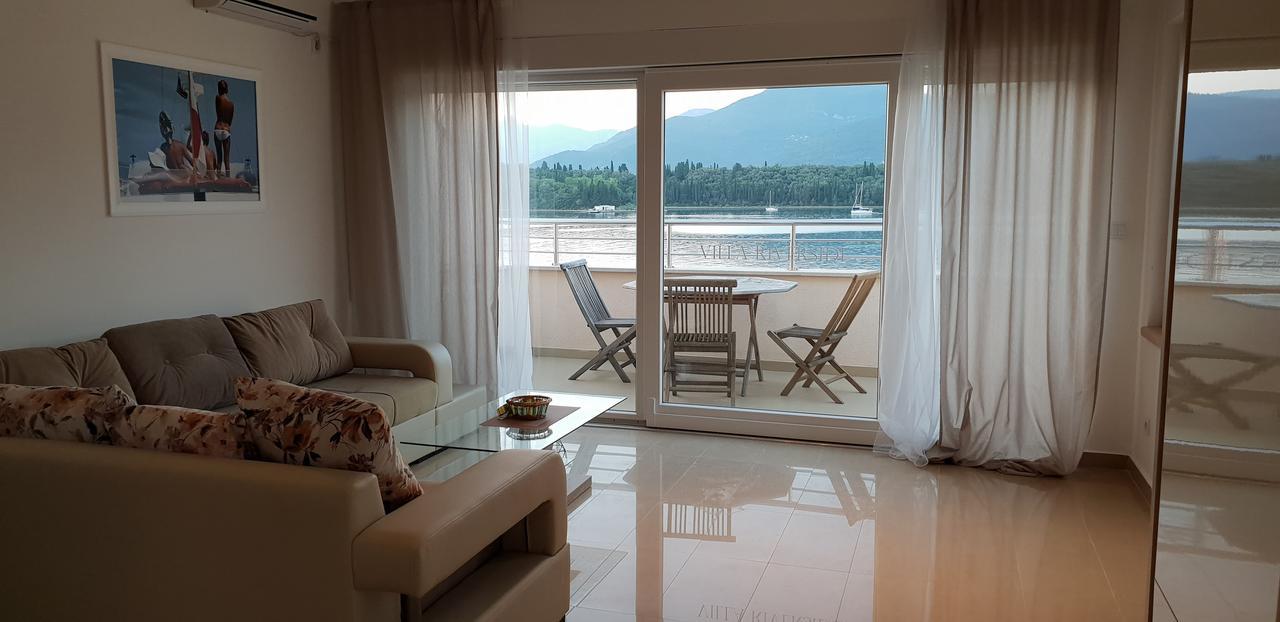 Riverside Villa Tivat Buitenkant foto